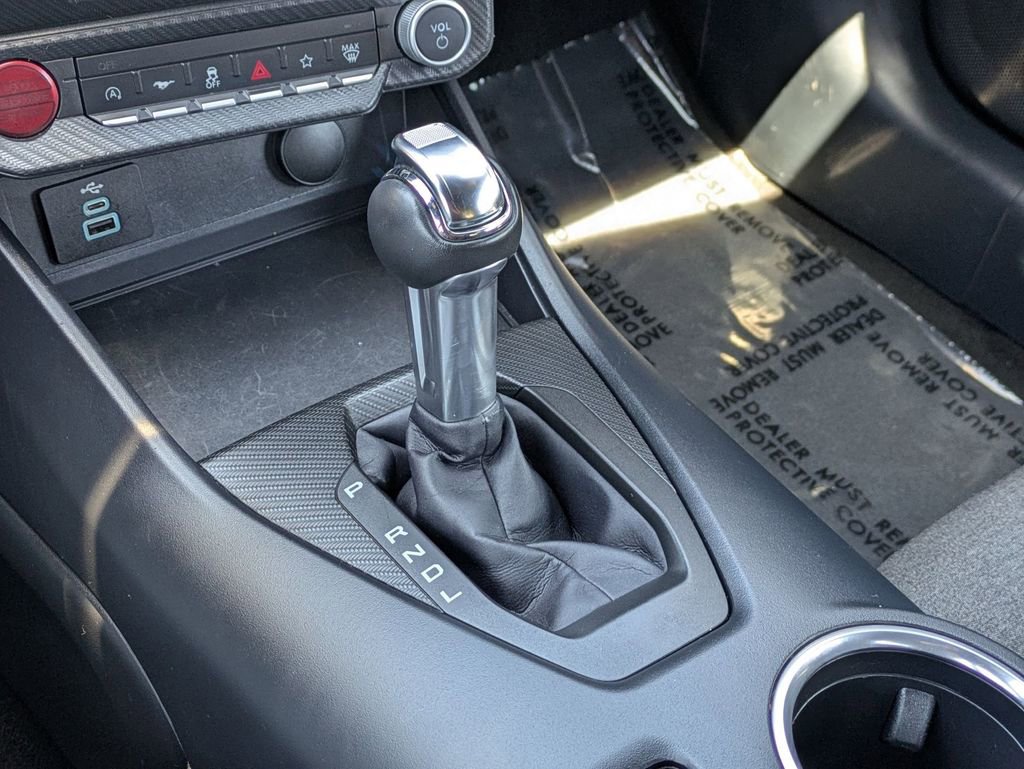 Used 2024 Ford Mustang Convertible image 18