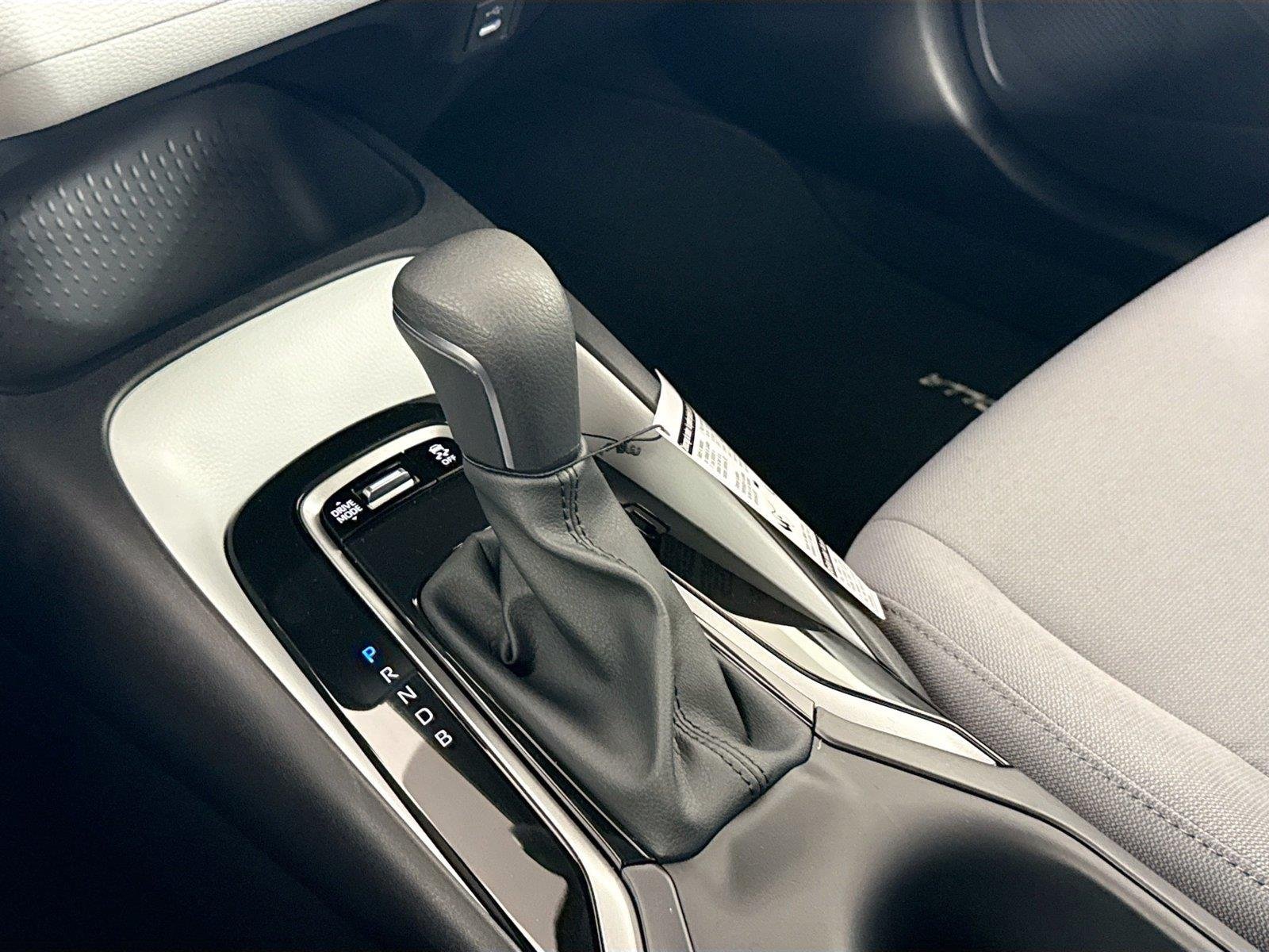 New 2026 Toyota Corolla SE FWD image 27