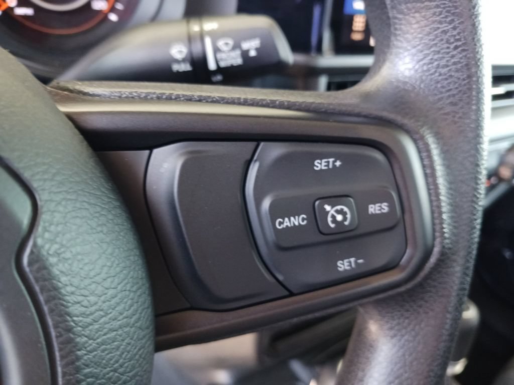 Used 2025 Jeep Gladiator Sport AWD/4WD image 33