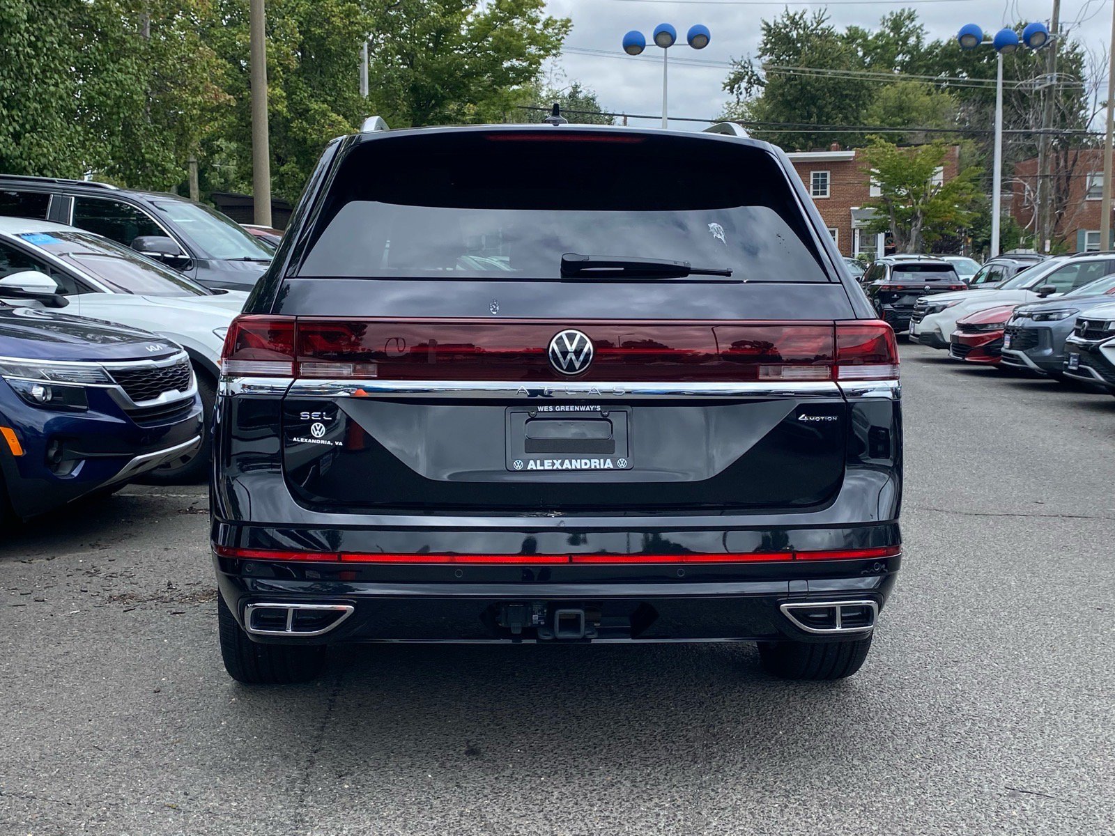 Certified 2026 Volkswagen Atlas SEL Premium R-Line AWD/4WD image 4