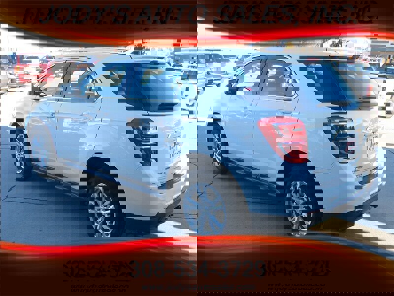 Used 2017 Chevrolet Equinox LS image 26