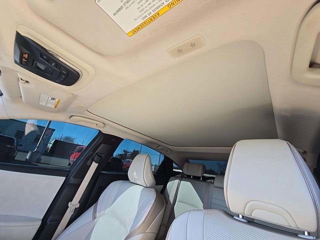 Used 2023 Toyota Crown image 10