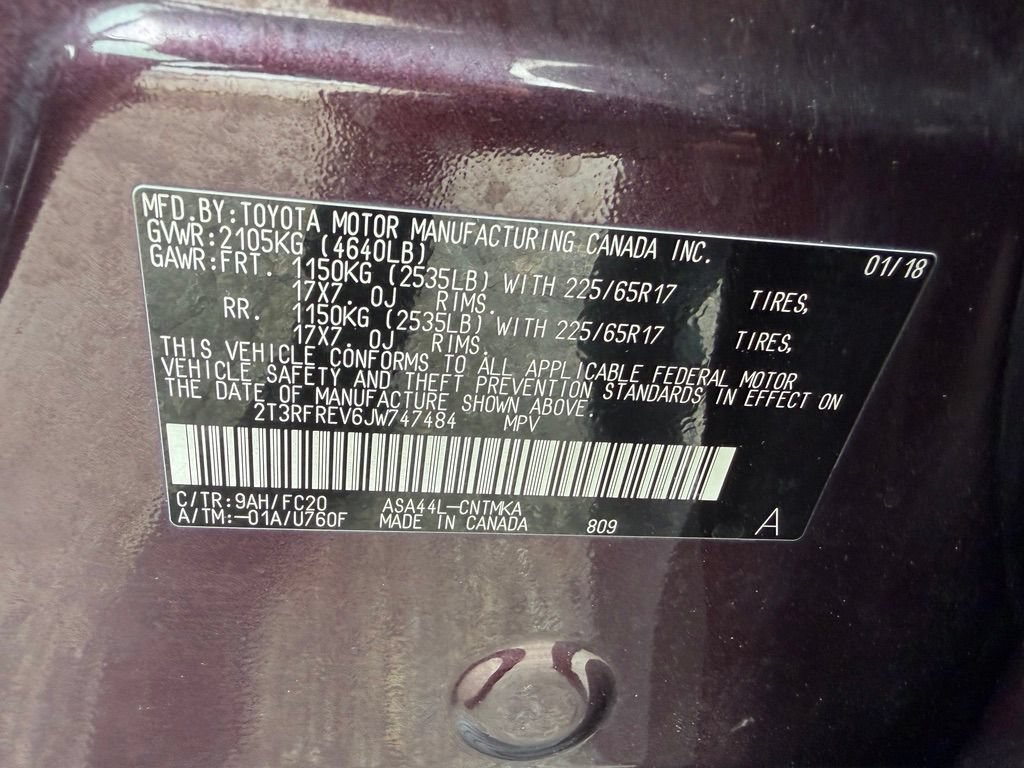 Used 2018 Toyota RAV4 XLE AWD/4WD image 40