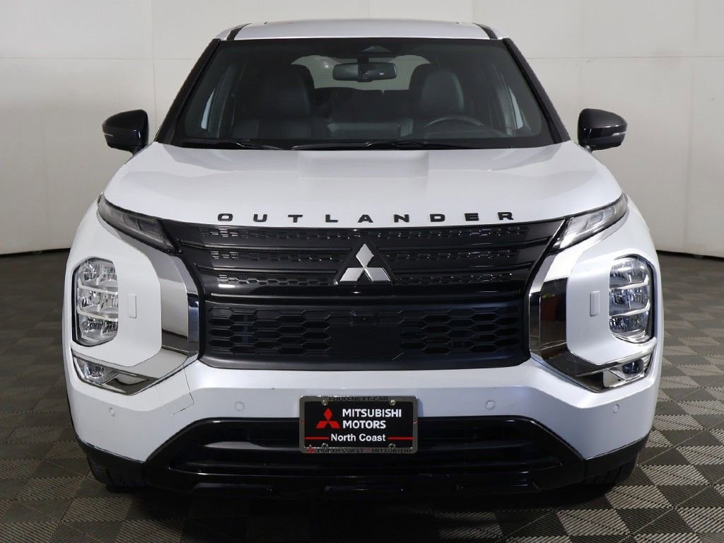 Used 2023 Mitsubishi Outlander SEL Black Edition AWD/4WD image 14