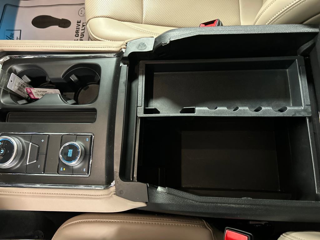 Used 2024 Ford Expedition Max XLT image 21