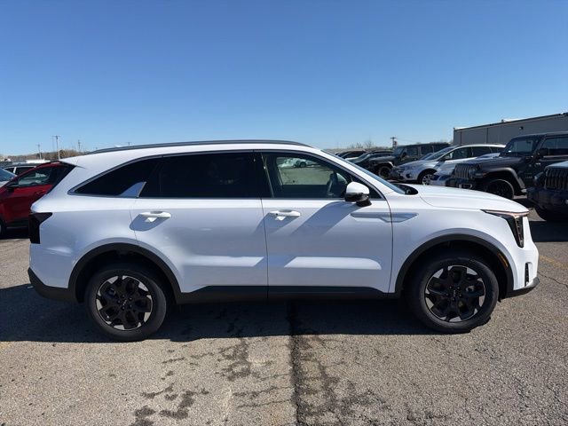 New 2026 Kia Sorento S AWD/4WD image 2