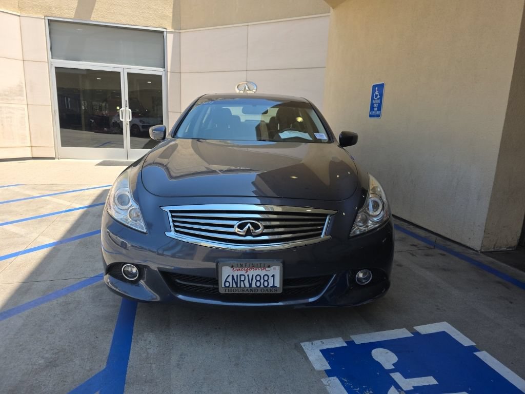 Used 2010 INFINITI G37 Journey w/ Premium Pkg RWD image 2