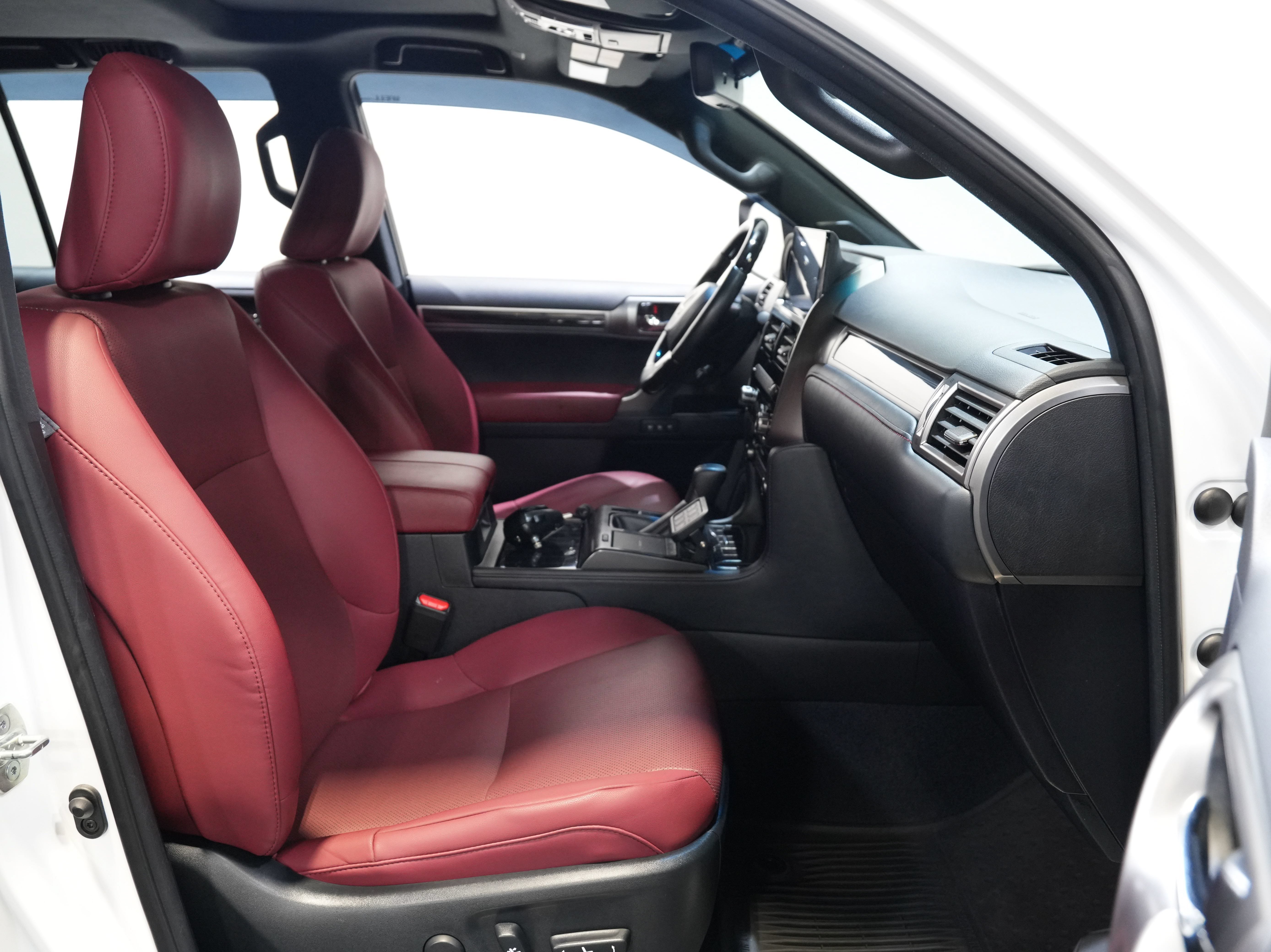 Used 2023 Lexus GX 460 Premium w/ Premium Package AWD/4WD image 32