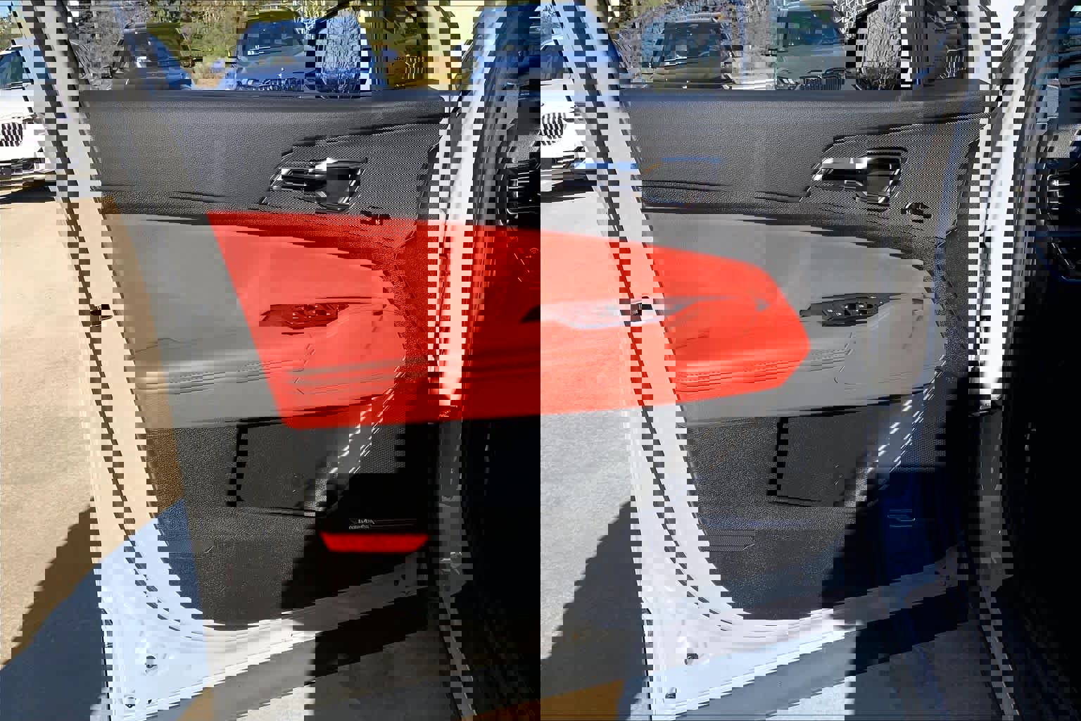 Used 2024 Kia Sportage SX image 25