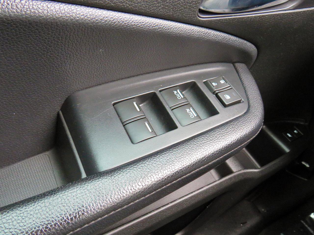 Used 2020 Honda Pilot Elite image 39