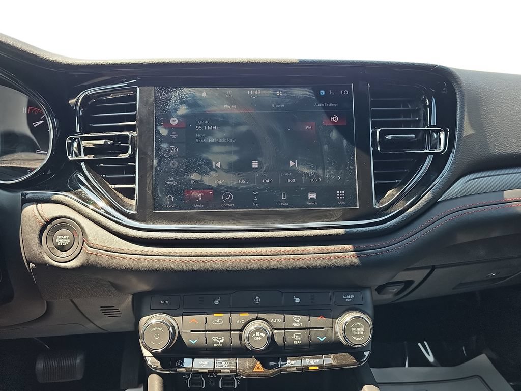 Used 2025 Dodge Durango GT RWD image 20