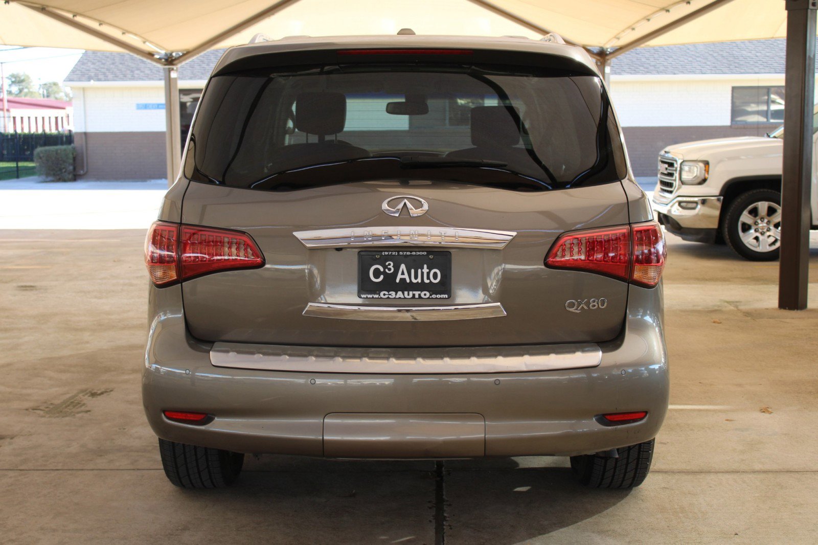 Used 2016 INFINITI QX80 2WD w/ Driver's Assistance Package image 9