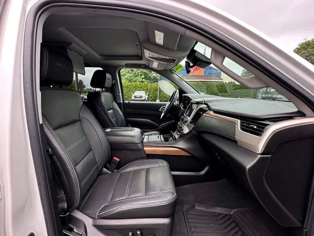 Used 2020 GMC Yukon Denali w/ Open Road Package AWD/4WD image 13