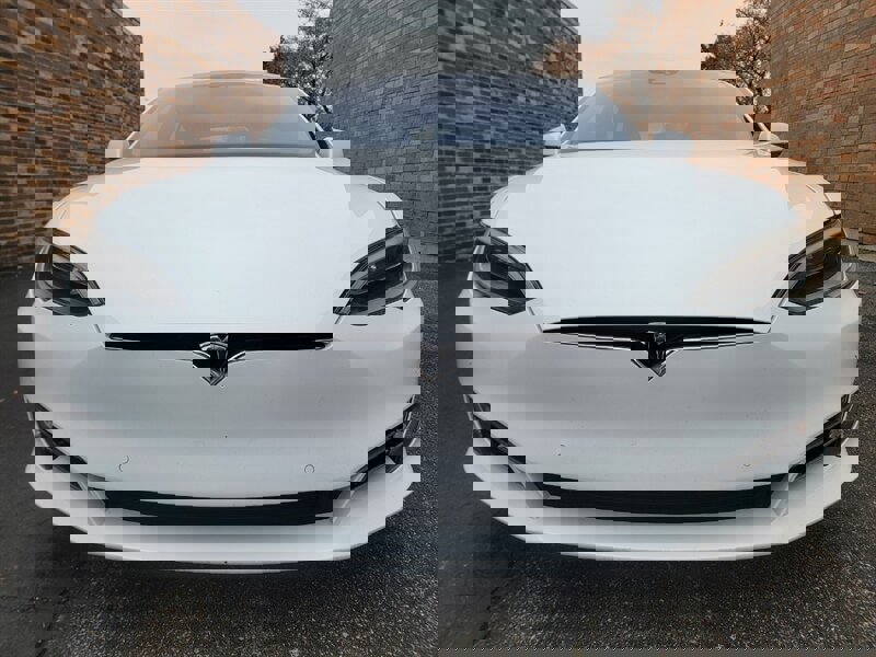 Used 2016 Tesla Model S image 39