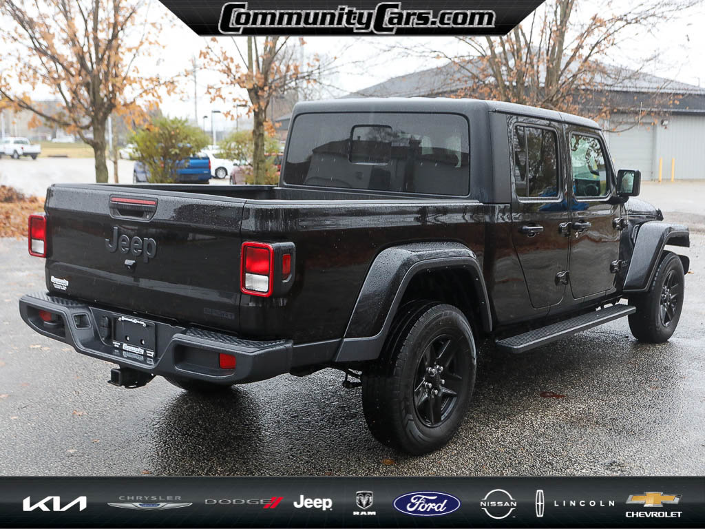 Used 2021 Jeep Gladiator Sport image 8
