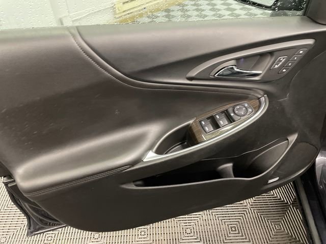 Used 2022 Chevrolet Malibu Premier image 10