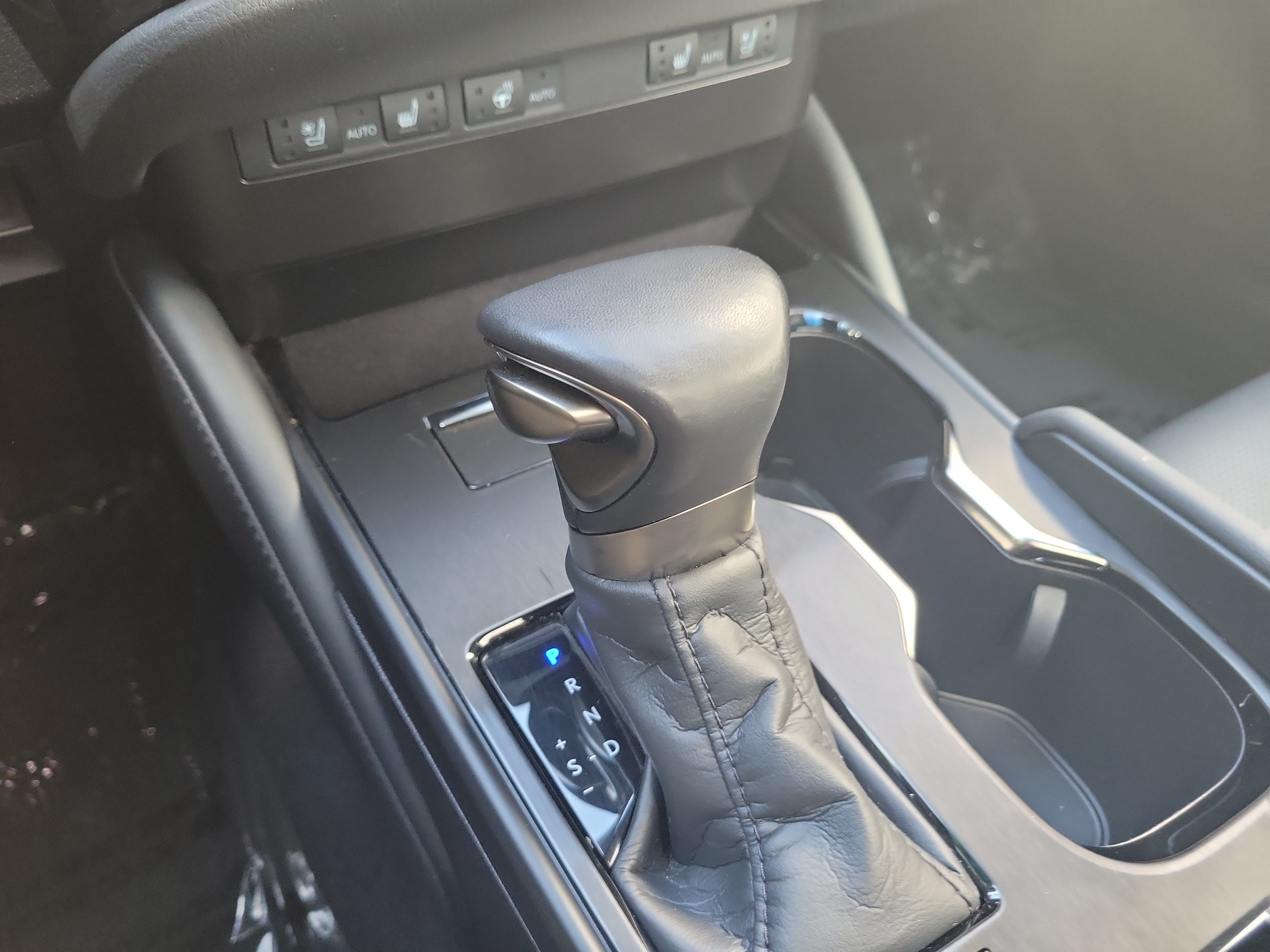 Certified 2024 Lexus ES 350 w/ Premium Package FWD image 28