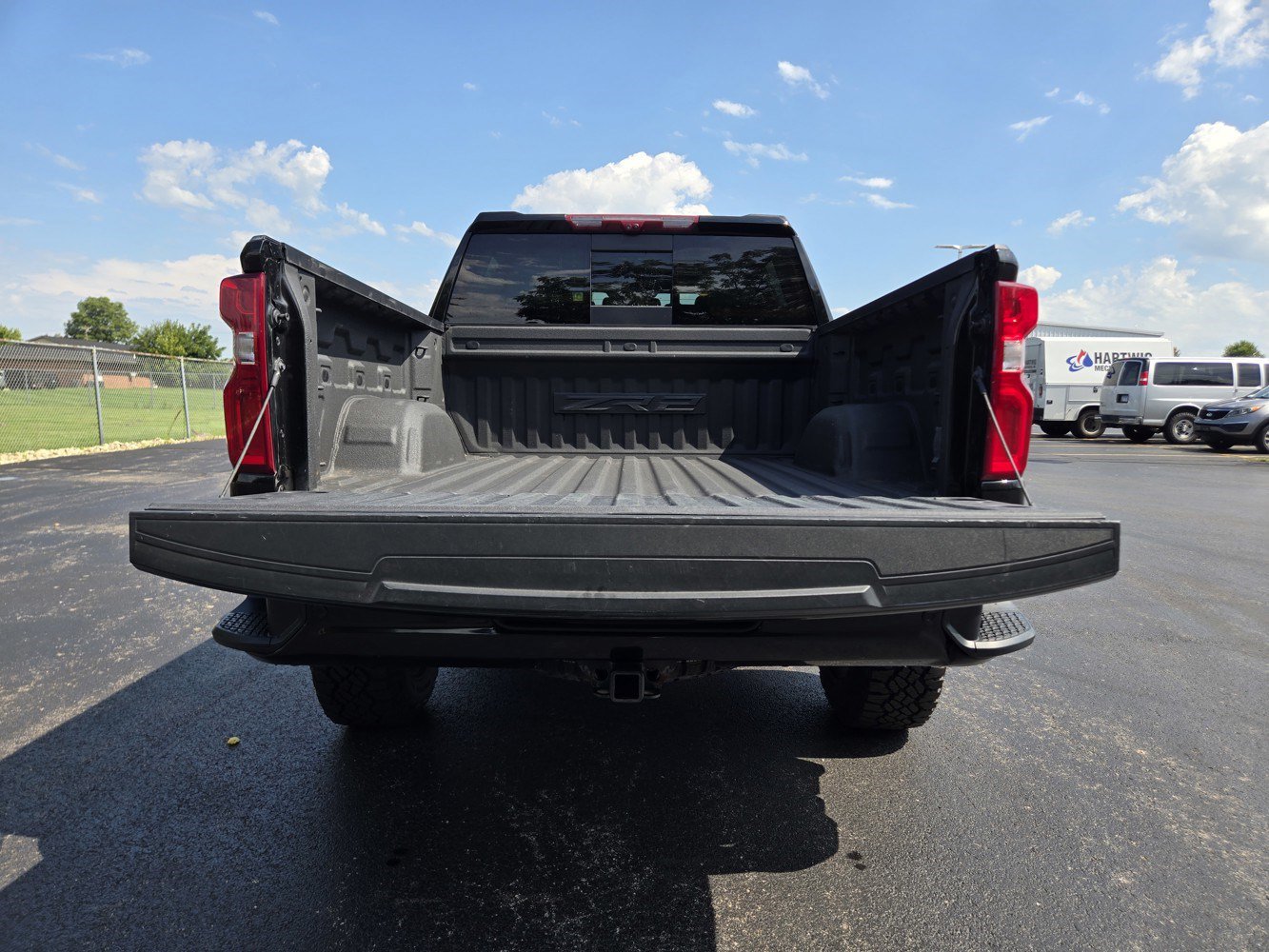 Used 2023 Chevrolet Silverado 1500 ZR2 w/ Technology Package AWD/4WD image 31