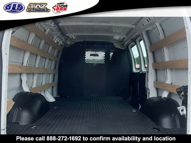 Used 2023 GMC Savana 2500 w/ Driver Convenience Package image 8