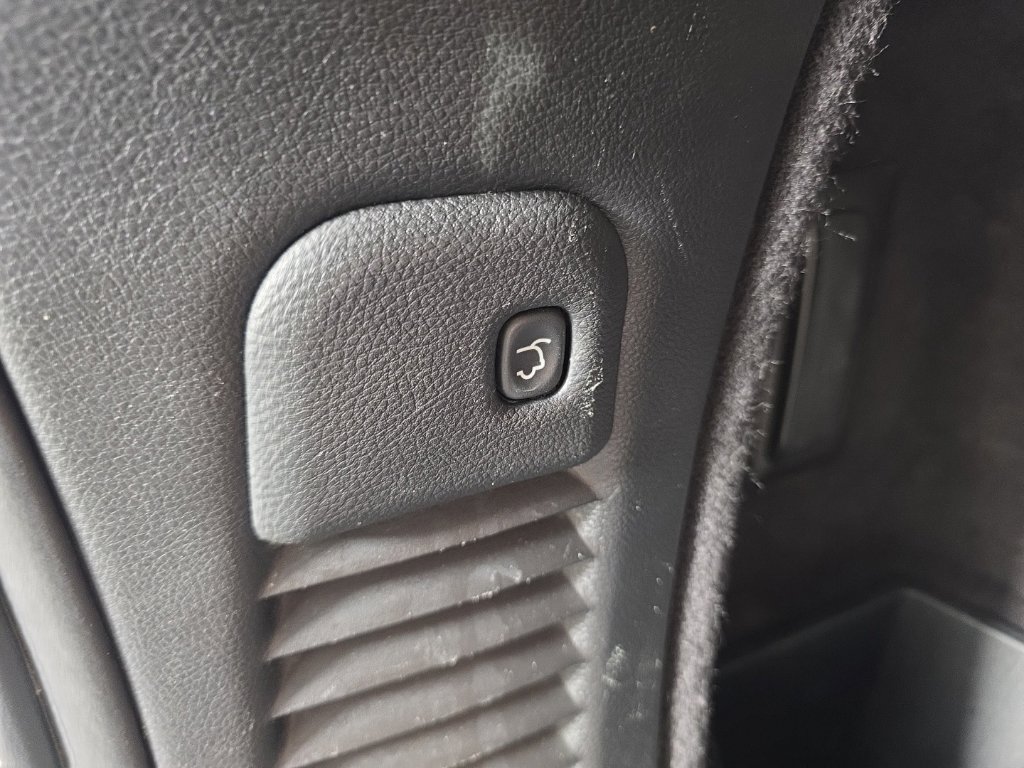 Used 2012 Dodge Durango R/T AWD/4WD image 39