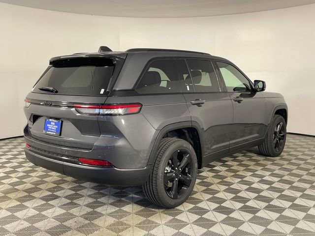 New 2025 Jeep Grand Cherokee Altitude AWD/4WD image 23