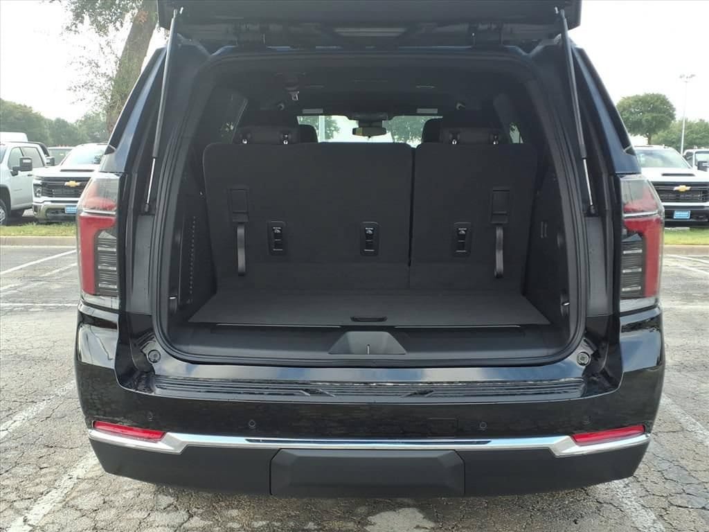 New 2026 Chevrolet Tahoe LS RWD image 12