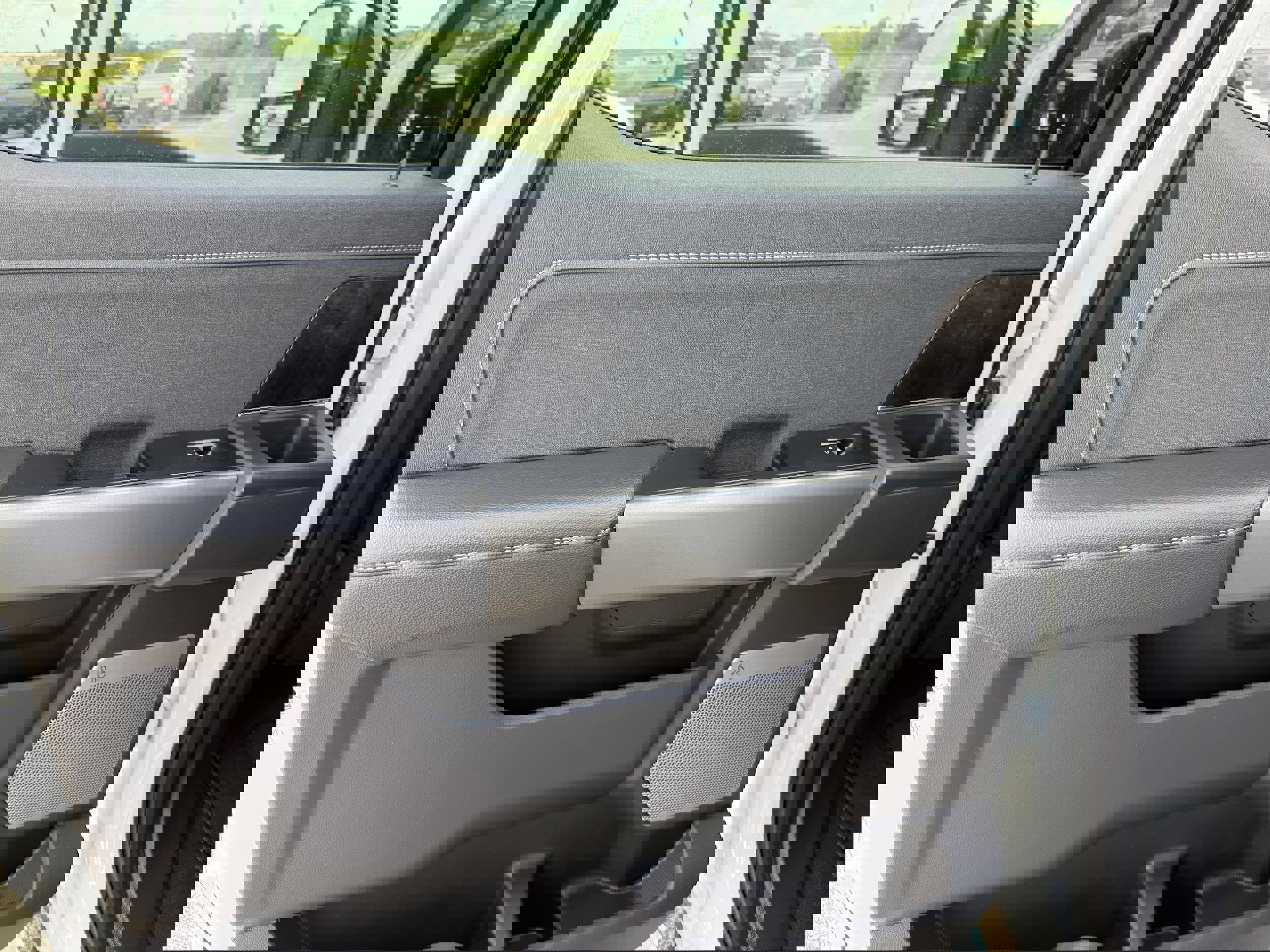 New 2026 Ford F350 Lariat image 16