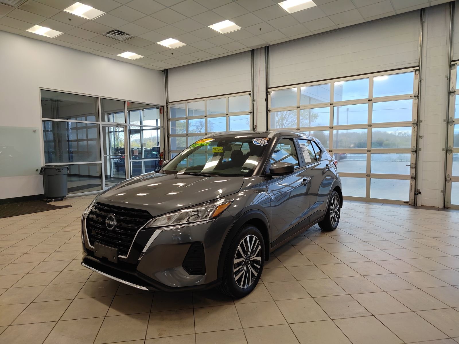 Used 2024 Nissan Kicks SV image 8