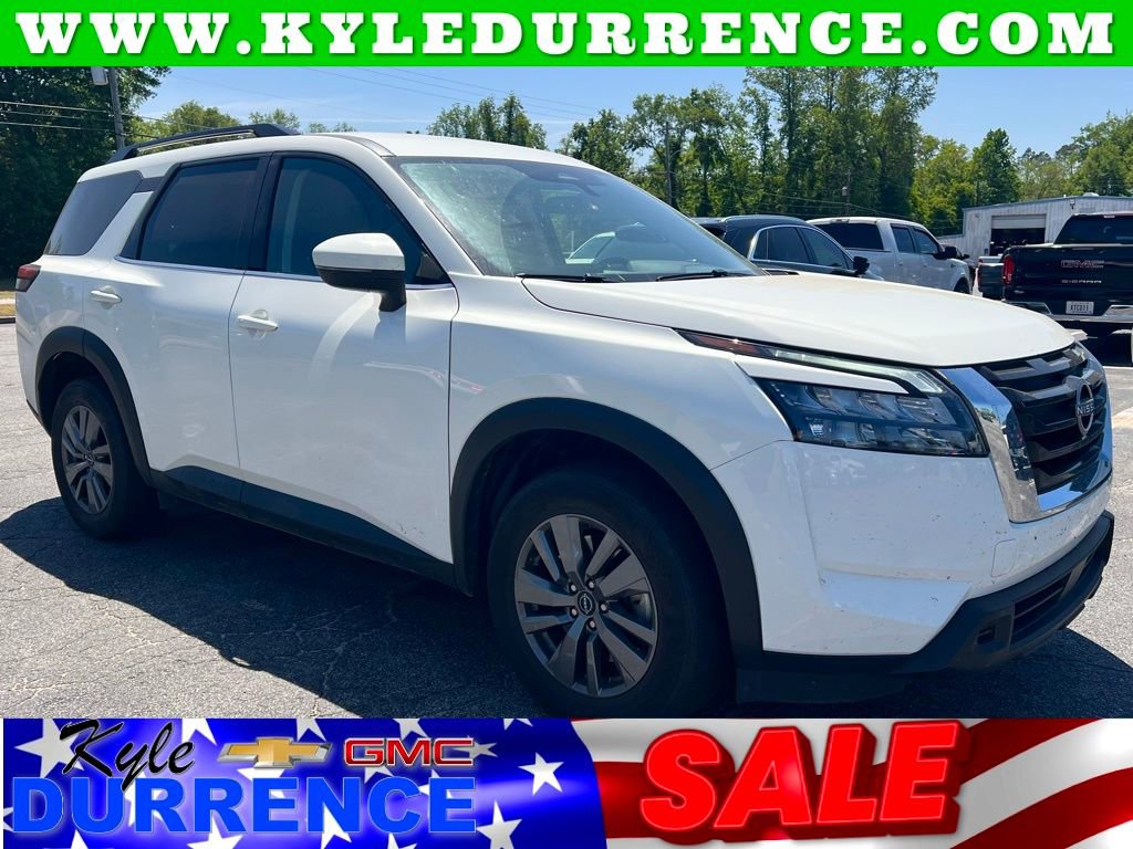 Used 2025 Nissan Pathfinder SV