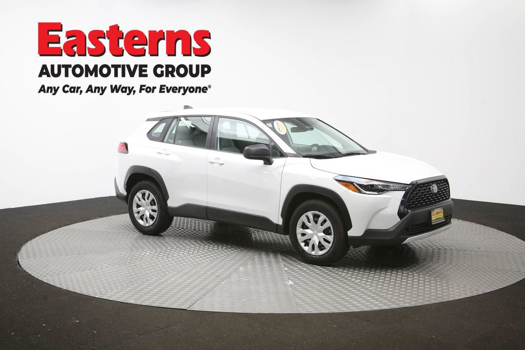 Used 2024 Toyota Corolla Cross L AWD/4WD image 47