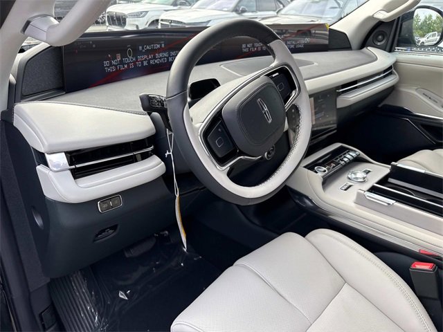 New 2025 Lincoln Navigator L Reserve image 25