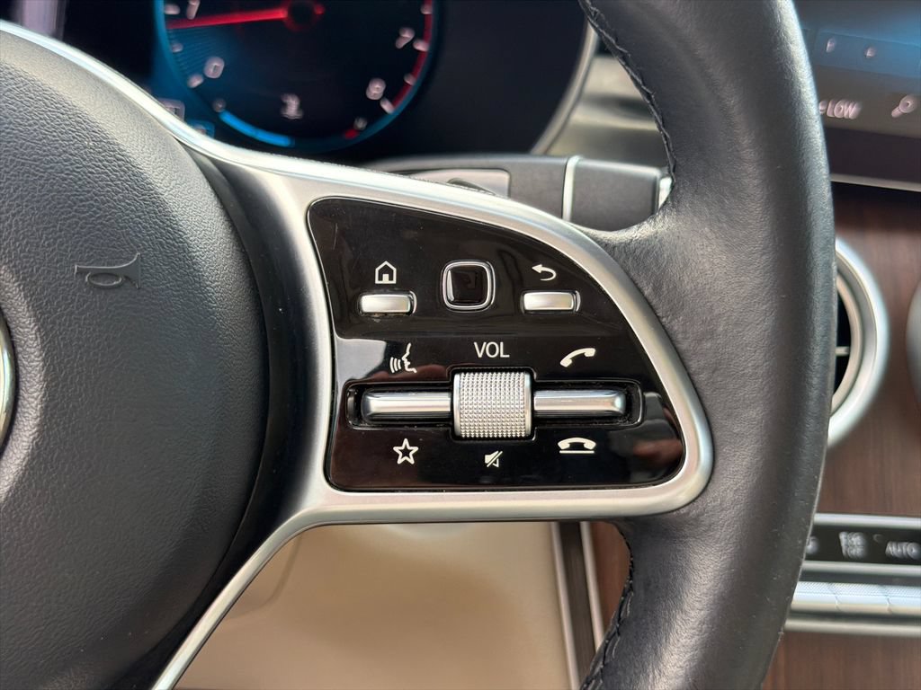 Used 2021 Mercedes-Benz GLC 300 w/ Premium Package image 27