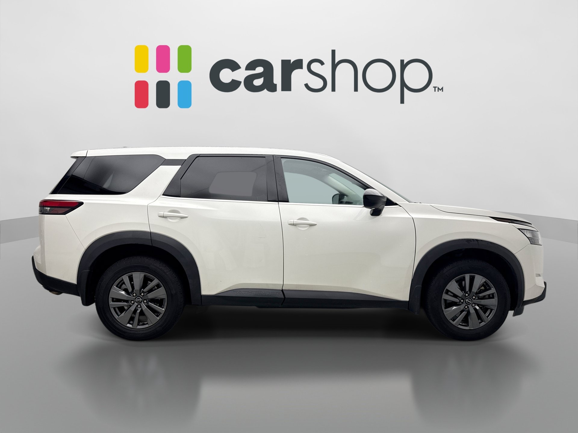 Used 2024 Nissan Pathfinder S AWD/4WD image 6