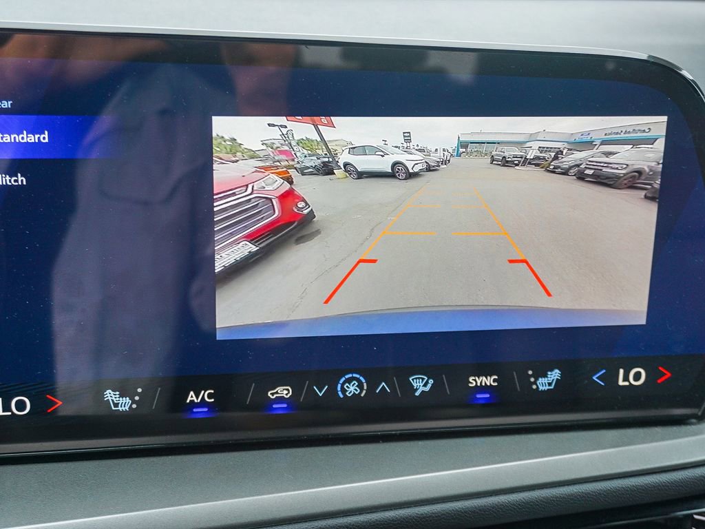 Used 2026 Chevrolet Traverse LT w/ LPO, Floor Liner Package image 22