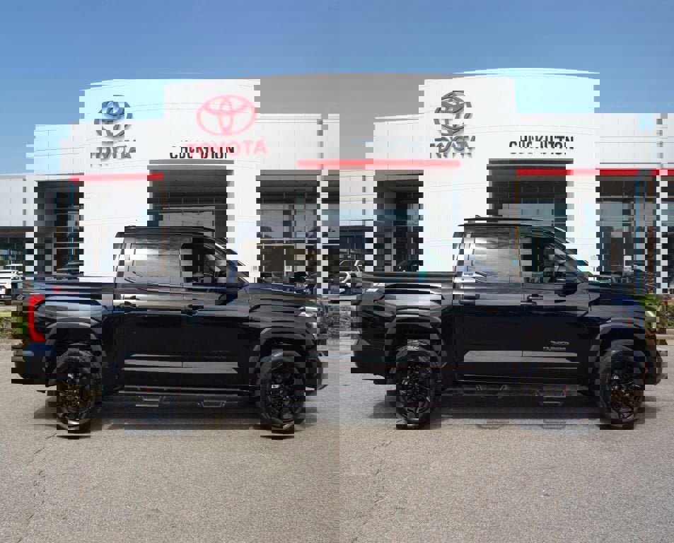 Used 2022 Toyota Tundra SR5 image 1