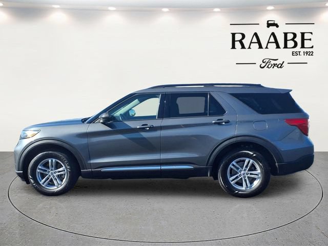 Used 2023 Ford Explorer XLT w/ Equipment Group 202A AWD/4WD image 4