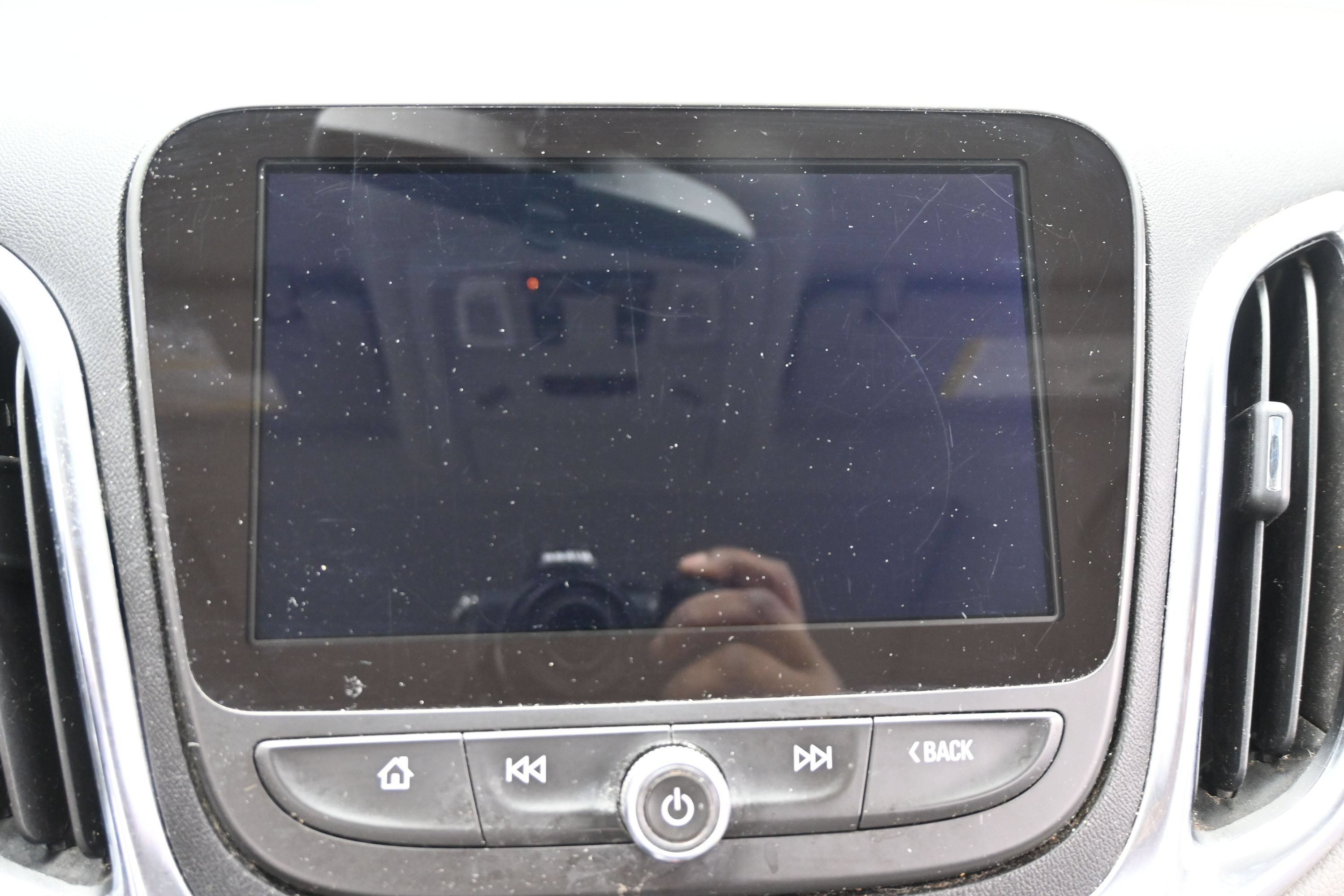 Used 2019 Chevrolet Equinox LT w/ Sun & Navigation Package FWD image 23