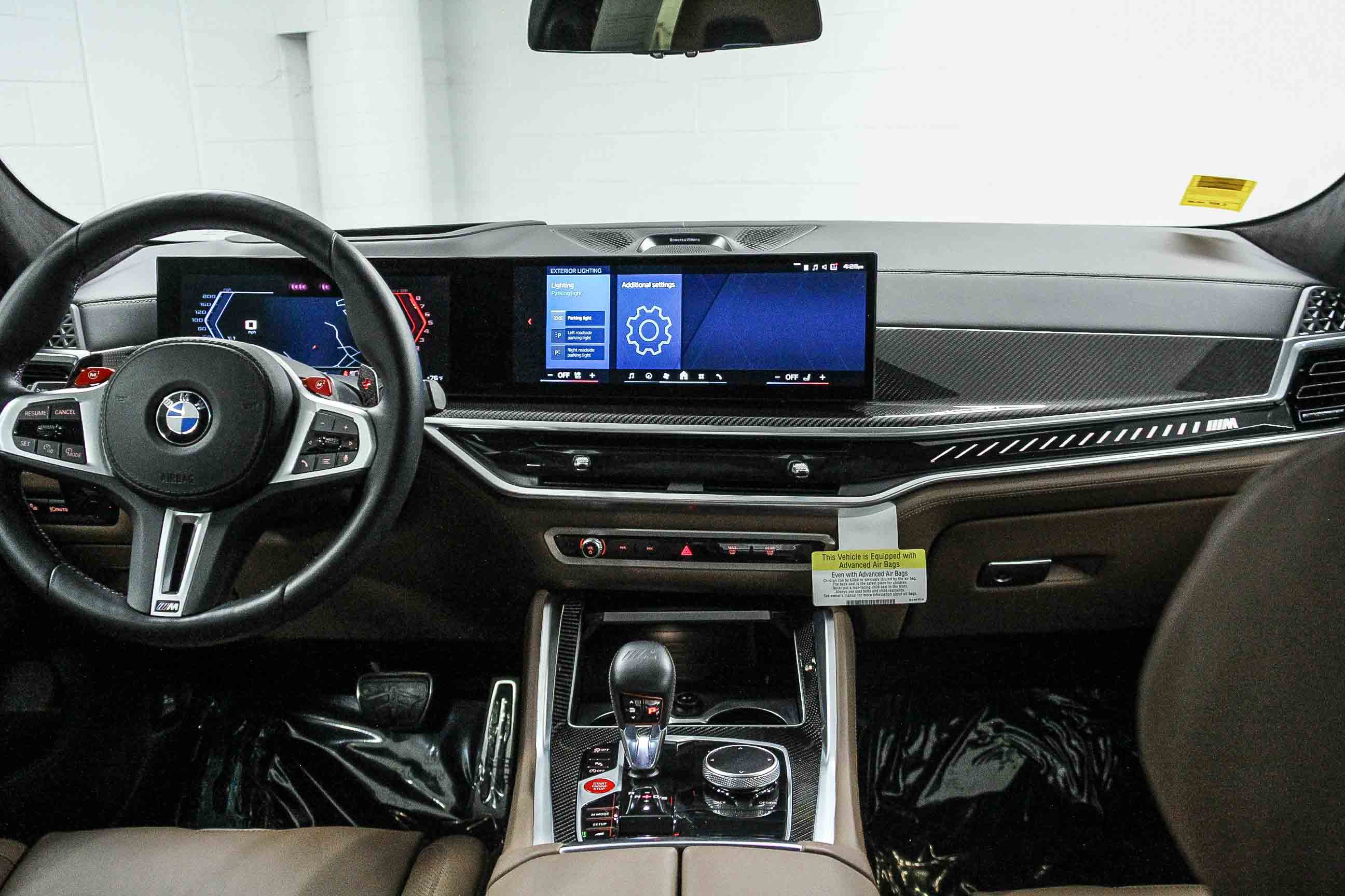 Used 2025 BMW X6 M Competition w/ Executive Package image 13