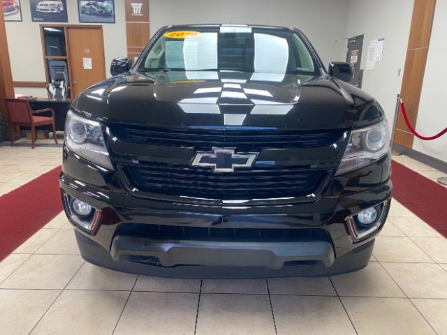 Used 2016 Chevrolet Colorado Z71 w/ Z71 Midnight Edition image 7