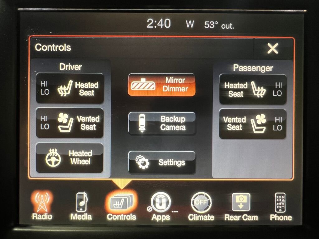 Used 2017 RAM 1500 Laramie w/ Convenience Group image 10