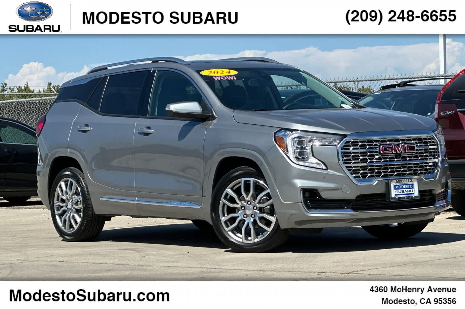 Used 2024 GMC Terrain Denali w/ Denali Premium Package