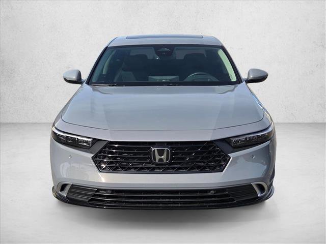 Used 2025 Honda Accord Touring image 2