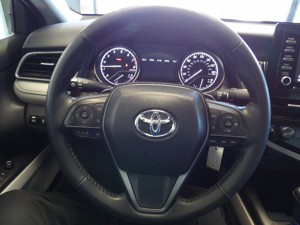 Used 2024 Toyota Camry SE AWD/4WD image 28