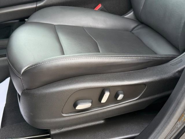 Certified 2022 Cadillac XT5 Sportv w/ Technology Package image 26