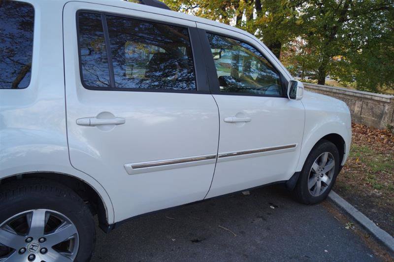 Used 2014 Honda Pilot Touring image 11