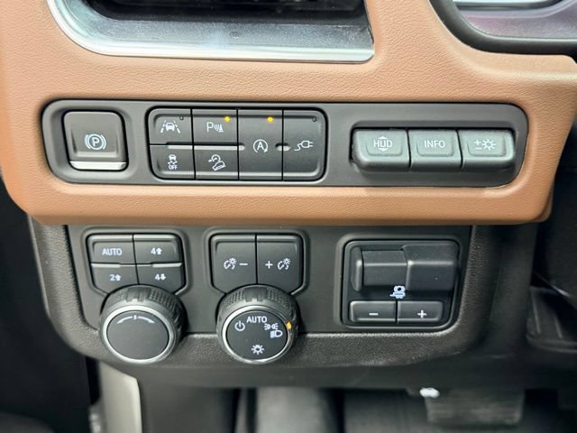 Certified 2021 Chevrolet Tahoe High Country w/ Premium Package AWD/4WD image 18