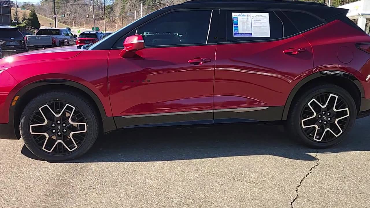 Used 2023 Chevrolet Blazer RS w/ Driver Confidence II Package image 4