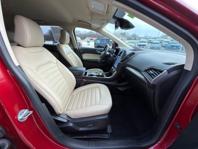 Used 2022 Ford Edge SEL w/ Convenience Package image 9