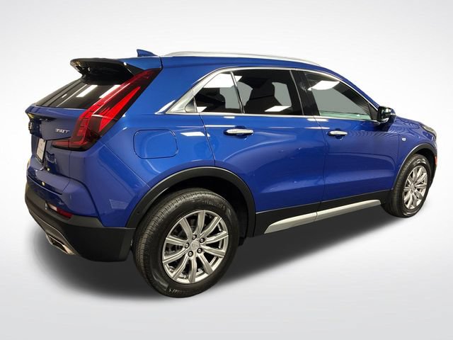 Used 2022 Cadillac XT4 Premium Luxury w/ Technology Package AWD/4WD image 5