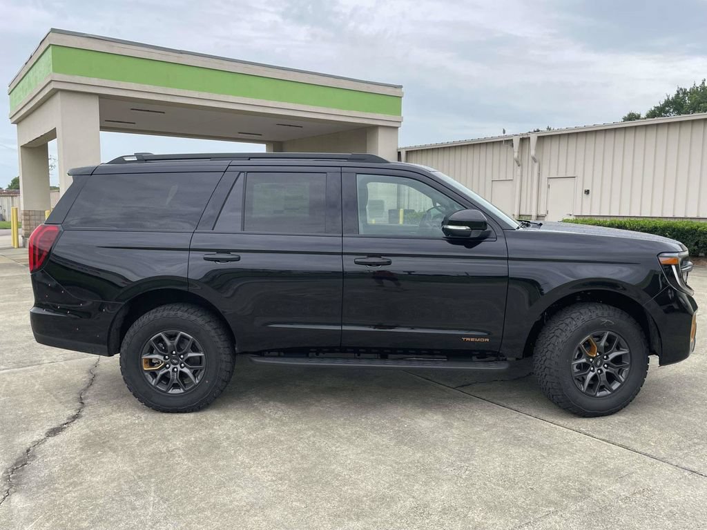 New 2026 Ford Expedition Tremor AWD/4WD image 2